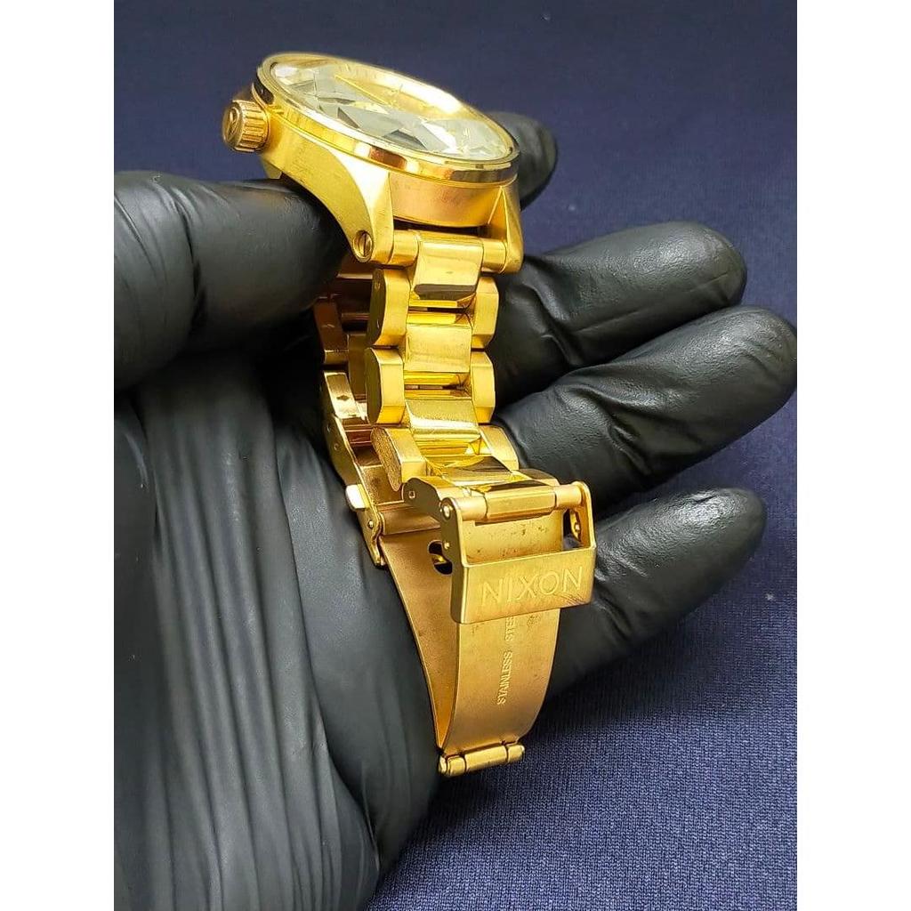 Б/у корпус часов NIXON золотого цвета