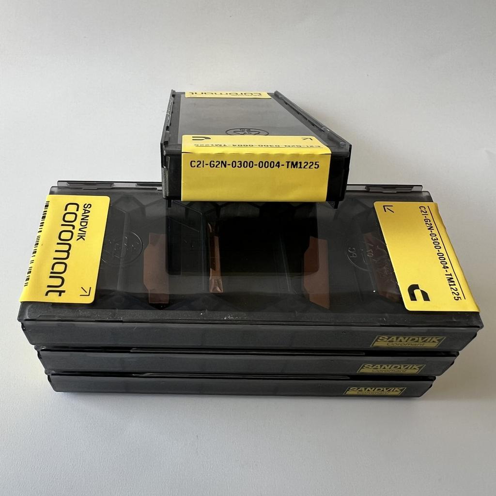SANDVIK / C2I-G2N-0300-0004-TM 1225 / Original Swedish hard alloy blade 5 Pcs