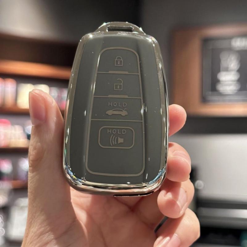 Car Key Case Cover Key Holder with Keychain for Toyota 2018-2022 RAV4 Camry Corolla Avalon C-HR Prius GT86 Highlander