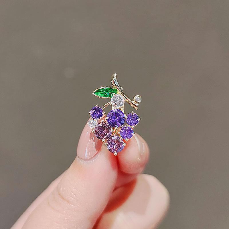 Exquisite Mini Crystal Grape Brooch - Cute Anti-Exposure Fixed Buckle Collar Pin for Women