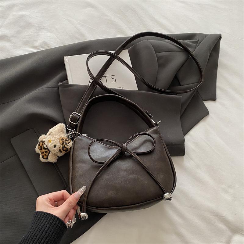 Unique Niche Design Bag Women's New Autumn Versatile Messenger Bag Exquisite Handbag Small Bag