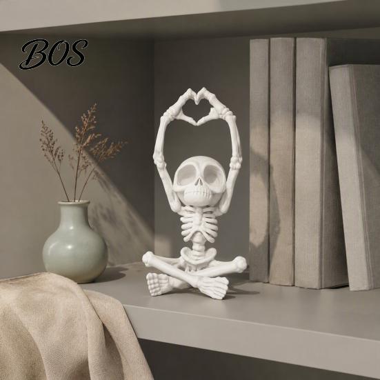 Creative Shelf Decorations Heart-Matching Skull Ornament, 3D Printed Skeleton Statue, Gothic Halloween Table Decoration Compact Size Sculpture