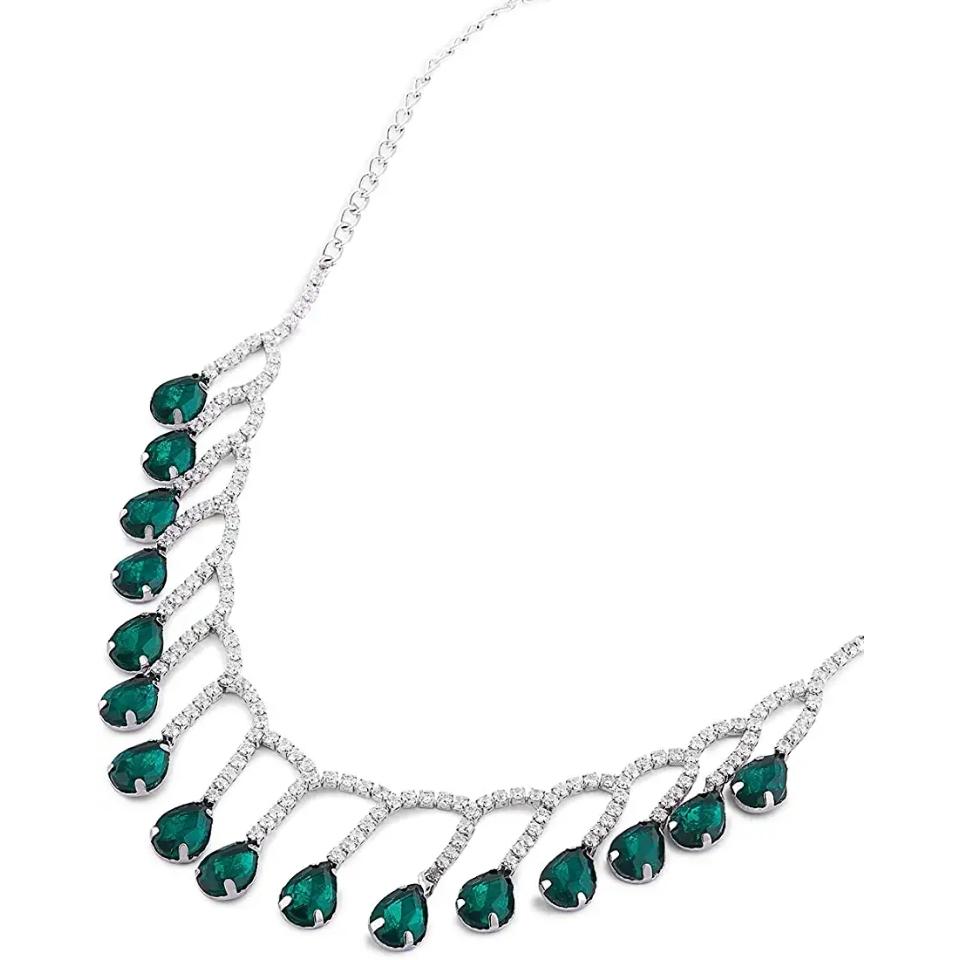 ZAVERI PEARLS Green Dazzling Diamonds Современное колье, серьги и кольца для женщин