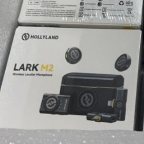 Беспроводной петличный микрофон и аудиорегистратор Hollyland Lark M2 (Модель 2026 года)