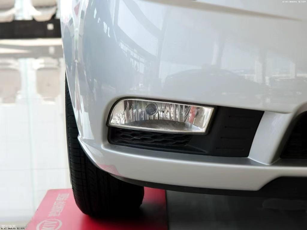 Kia Forte 09-12 Передний противотуманный фонарь в сборе