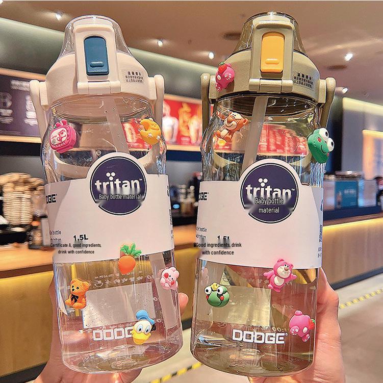 Tritan Influencer Straw Cup: Large Capacity, Portable Design for Fitness & Sports, Perfect for Girls & Boys