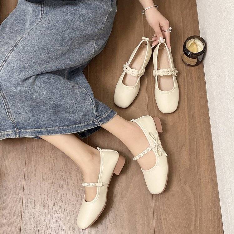 French Xiaoxiangfeng Flat-bottomed Comfortable Single Shoes Soft Leather Mary Jane Women's Shoes 2025 Summer and Autumn New Temperament Gentle Wind