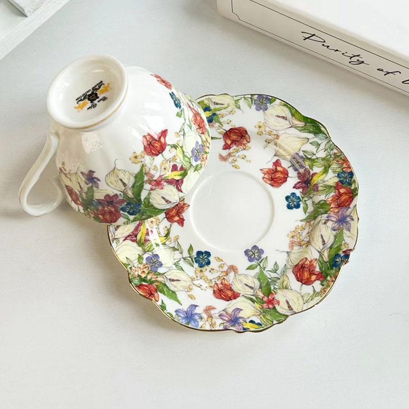Керамическая чашка и блюдце с узором « Brilliant Flowers » Кофейная кружка с золотым покрытием Обеденный стол Молочные чашки Чашка для послеобеденного чая Стакан для фруктового сока