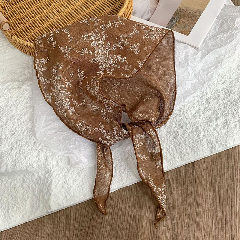 Треугольный шарф шарф женский модный декоративный маленький шарф универсальный шелковый шарф высококлассный цветочный платок летняя женская пасторальная повязка на голову
