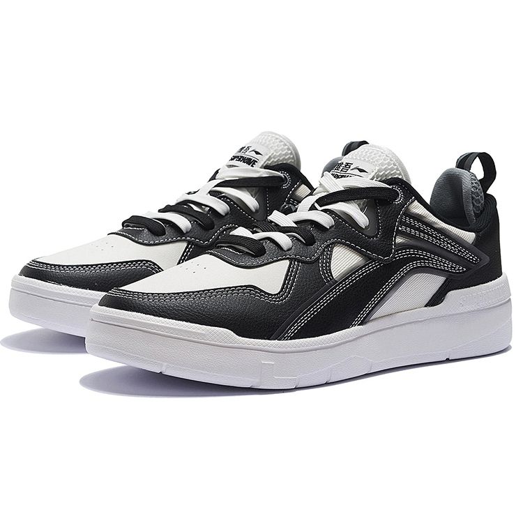 Li Ning Wei Wu Lite Low-Top Sneakers Men Sneakers Black White AGCS097-3