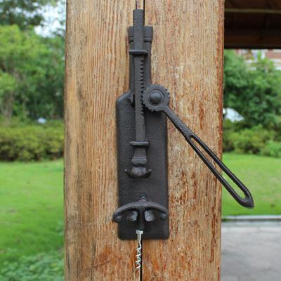 Wall Mounted Wine Bottle Opener Antique Black Metal Wall Decoration European Home Bar Wine Bottle Opener