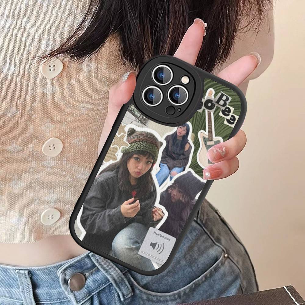 Singer B-Beabadoobee For IPhone 16 15 14 13 12 11 Pro Max Plus Leather Phone Case