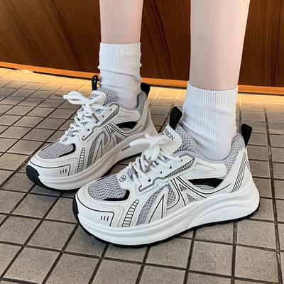 Модные корейские дышащие спортивные туфли на платформе женские 2025 весна шнуровка массивные кроссовки женские удобные нескользящие туфли для ходьбы mujer