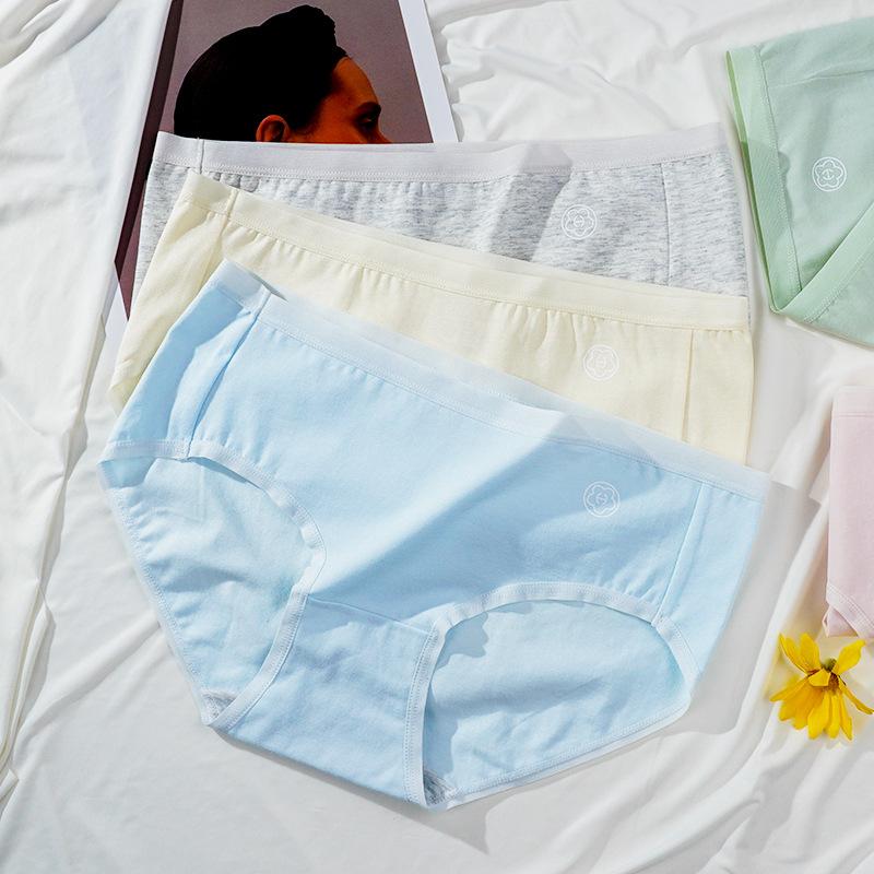Solid Color Cotton Underwear Women's Underwear Slim Fitting Triangle Pants Simple and Breathable
