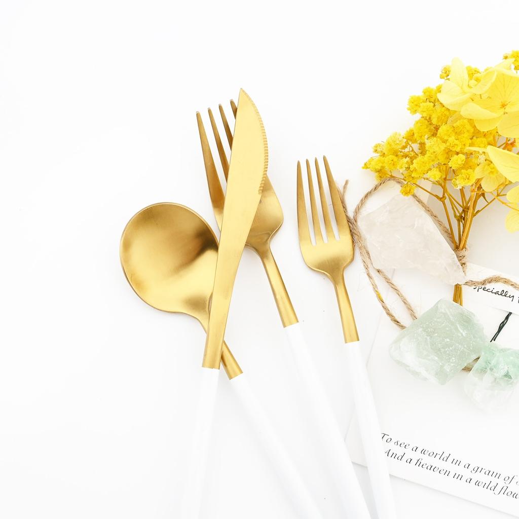 24Pcs Multicolor Dinnerware Set Knife Fork Spoons Teaspoon Tableware 18/10 Stainless Steel Cutlery Western Kitchen Silverware Flatware