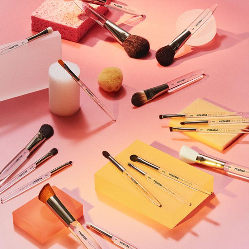 18-piece makeup brush set