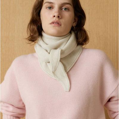 THE RYE Triangle Wool Scarf(Ivory)