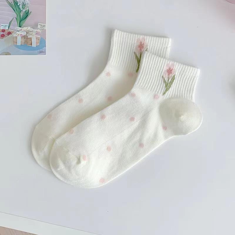 Lolita Socks for Women's Spring and Summer, Low-top Tulip White Short Socks, Sweet Student Cotton Socks