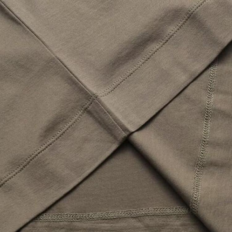 Emporio Armani Мужская футболка с вышитой нашивкой, круглым вырезом и коротким рукавом SS23, топ, хаки-коричневый, 3R1TV4-1JUVZ-0440