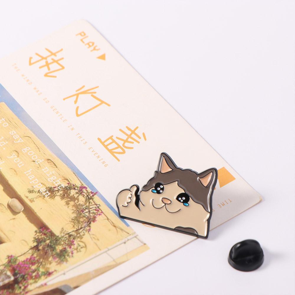 Kawaii Style Animal Brooch Crying Cat Lapel Badge Fashion Enamel Pin Office