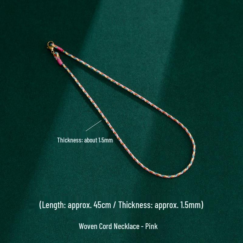 Плетеное колье ручной работы: Красочный мягкий веревочный шнурок и женская ключичная цепочка с подвеской