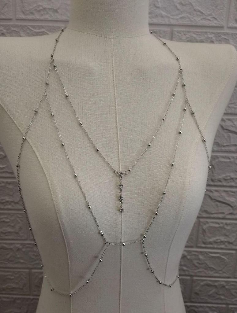 European-American Beach Glam Body Chain with Sparkling Diamond Pendant and Tassel