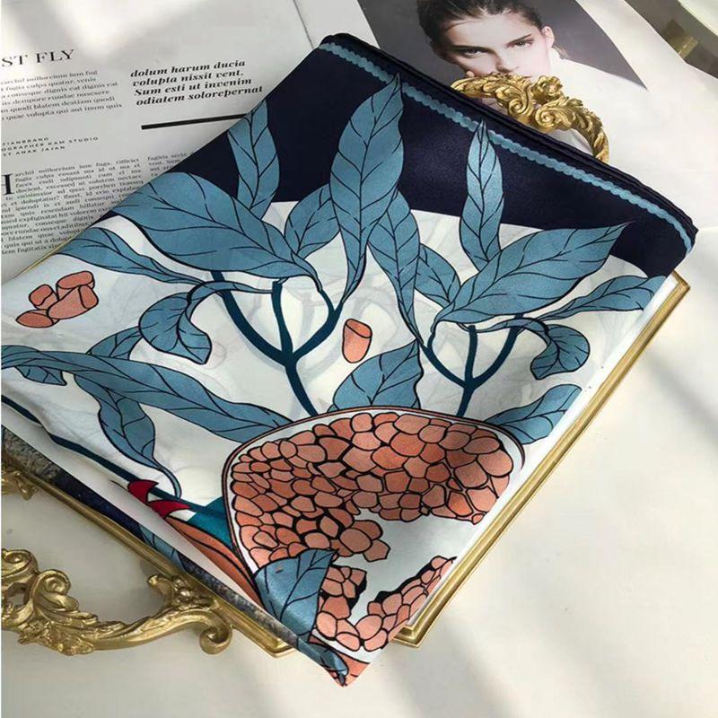 Silk Black Gold Cashew Silk Scarf Women'S Spring And Autumn Versatile Satin Square Scarf Mulberry Silk Silk Scarf Shawl