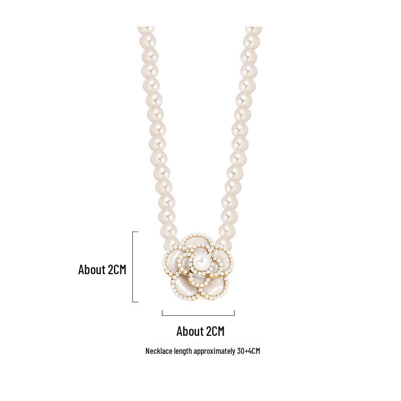 Gold-Plated French Court Pearl Flower Necklace - Retro, Simple, Versatile Fashion Clavicle Chain.