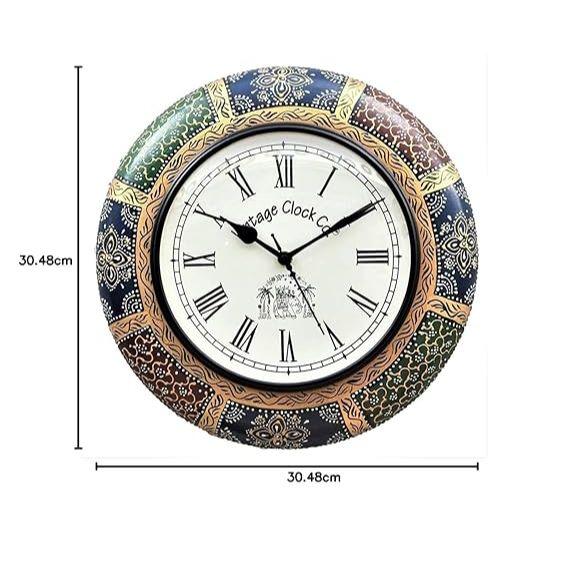 Деревянные настенные аналоговые часы ручной росписи / С секундной стрелкой / Римские цифры