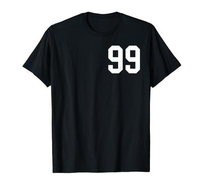 Белая футболка в спортивном стиле колледжа с номером 99