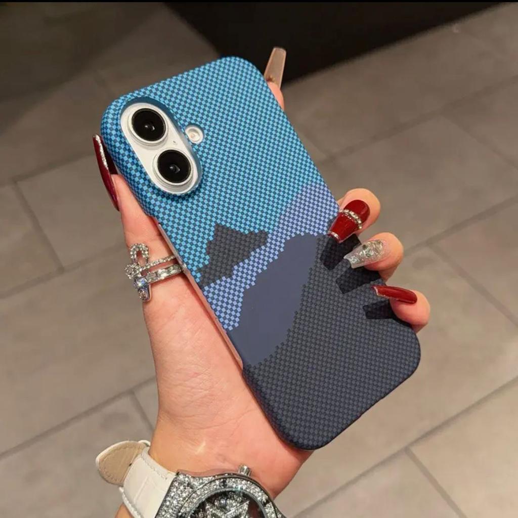 Применимо к iPhone17 углеродное волокно Кевлар магнитный чехол для мобильного телефона Apple 16 полупакет легкий и тонкий ПК противоударный защитный чехол