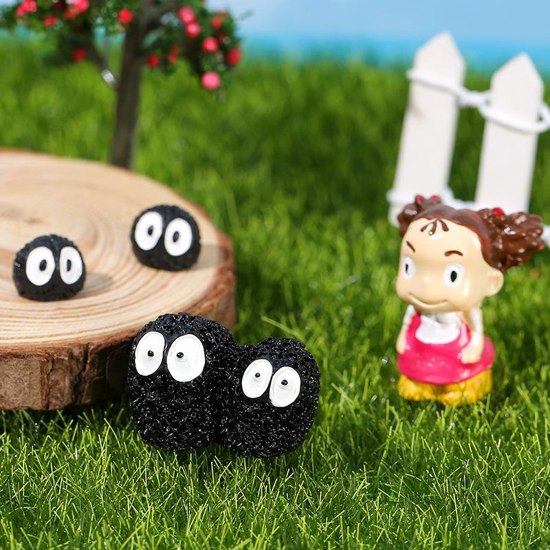 Mini Charcoal Dust Sprite Resin Ornament