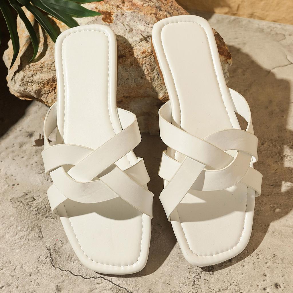 Тапочки большого размера из импортной торговли, женская верхняя одежда, лето 2025, новый дизайн, плетеные римские сандалии из микрофибры, один размер 36-43