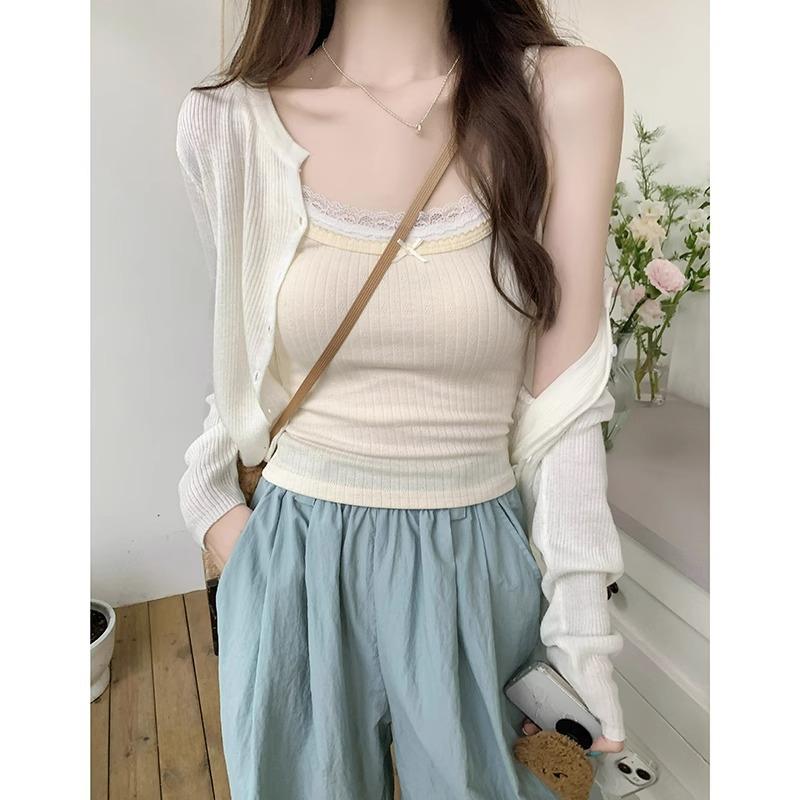 Sweet Hot Girl Fake Two-piece Lace Splicing Camisole for Women Who Want To Slim Down Their Waist and Cover Their Breasts To Wear Summer Tops