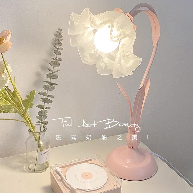 Корейская романтическая настольная лампа в виде цветка на прикроватной тумбочке, скандинавская атмосфера, настольная лампа для детской и женской спальни, декоративная лампа E27