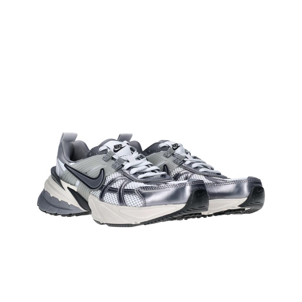 Nike Женские кроссовки V2K Run Pure Platinum Wolf Grey Cool-Grey Metallic-Cool-Grey FD0736-003