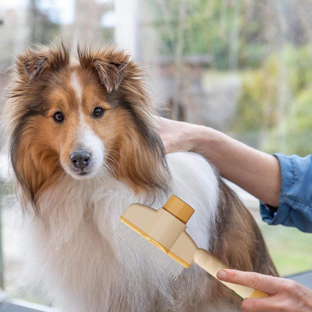 Расческа для кошек самоочищающаяся массажная щетка для питомцев нескользящая рукоятка эргономичная ручка распутывающая расческа для ухода за собаками и кошками пуходерка