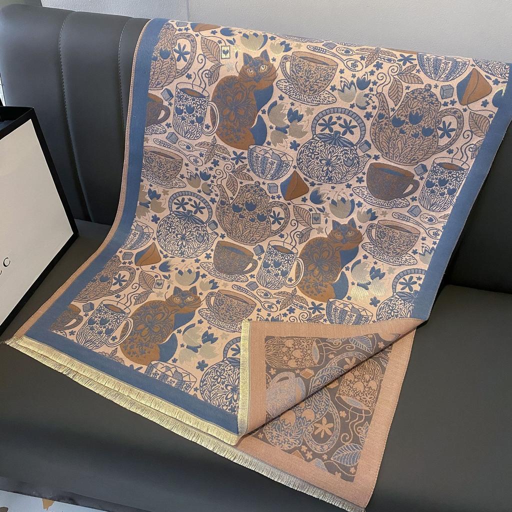 Retro Ethnic Style Color Matching Printed Scarf Female Fresh, Sweet And Auspicious Pattern Shawl Fashionable Warm Soft Scarf