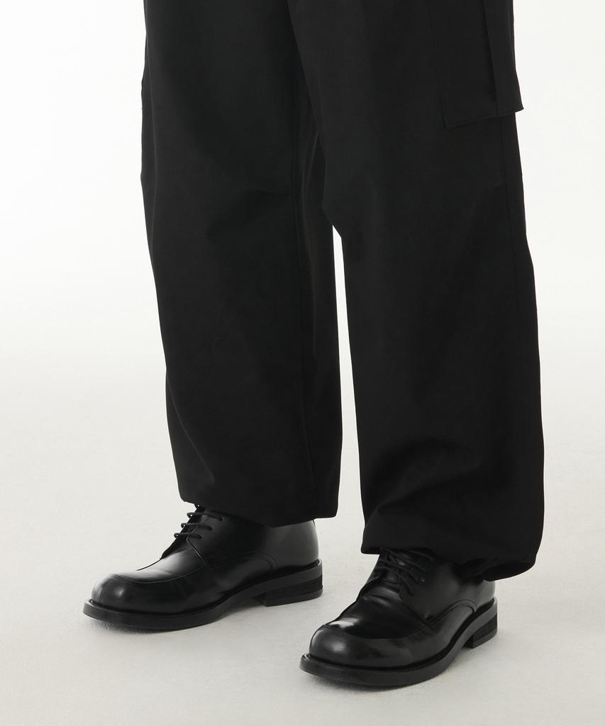 MUSINSA STANDARD Parachute Banding Cargo Slacks [Black]
