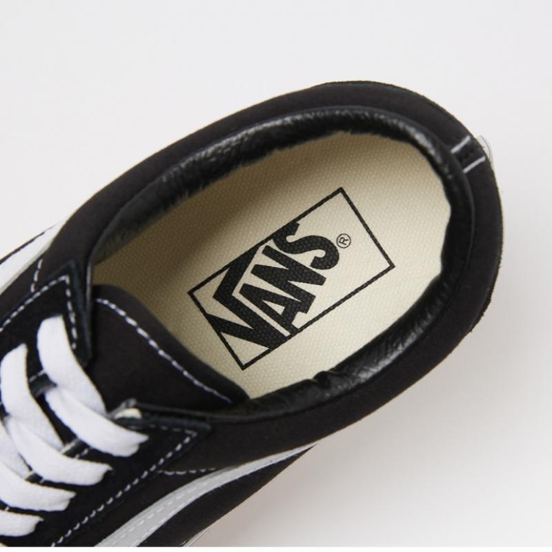 Barnes Old School Platform Черный Белый Vn0a3b3uy281