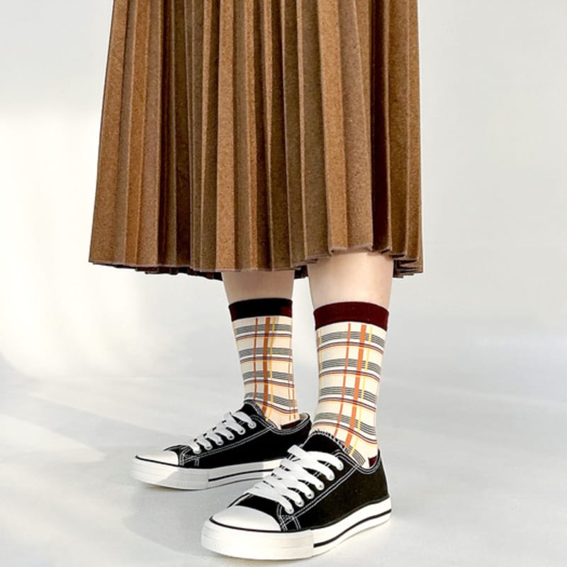 ЖЕЛТЫЕ НОСКИ ШОТЛАНДСКАЯ КЛЕТКА КОРИЧНЕВЫЕ