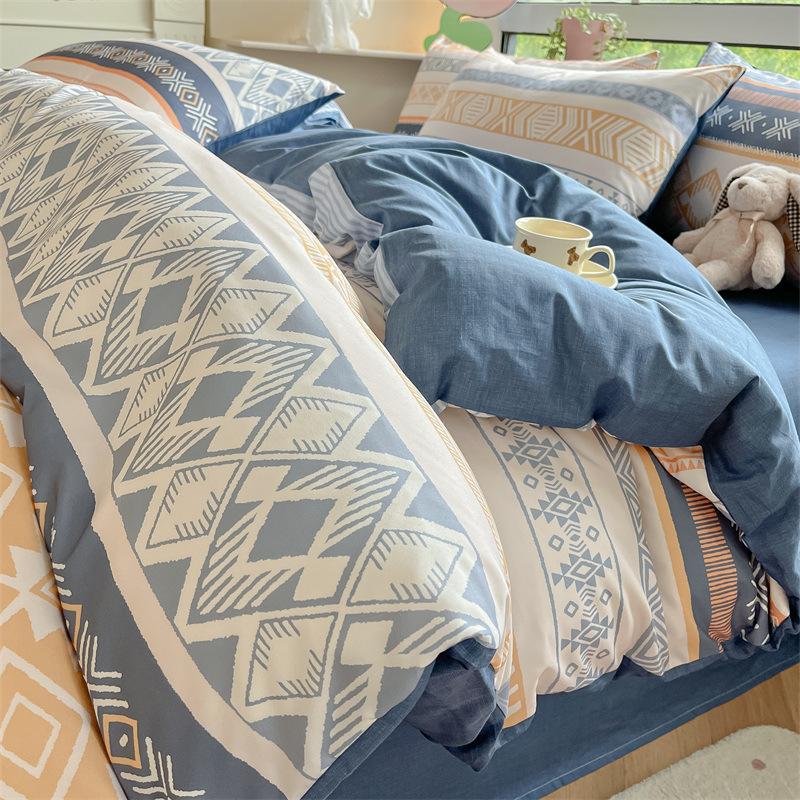 Комплект из четырех предметов из чистого хлопка с небольшим свежим цветочным рисунком, простыня для общежития, комплект из трех предметов постельного белья