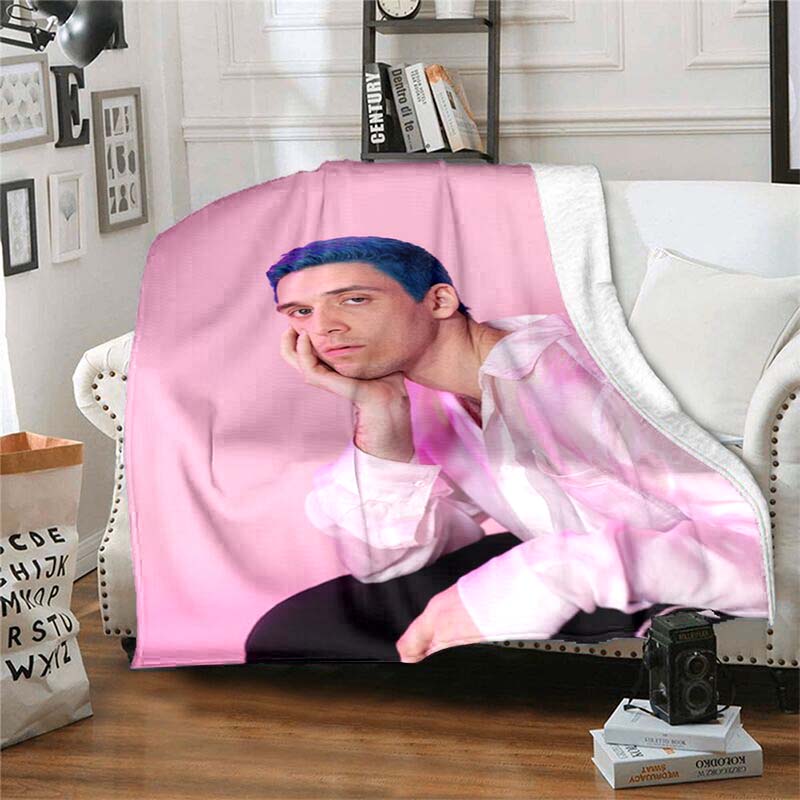 Customizable L-Lauv Singer Soft Flannel Blanket, Warm and Comfortable, Suitable for Picnics, Beds, Sofas, and Home Bedrooms.