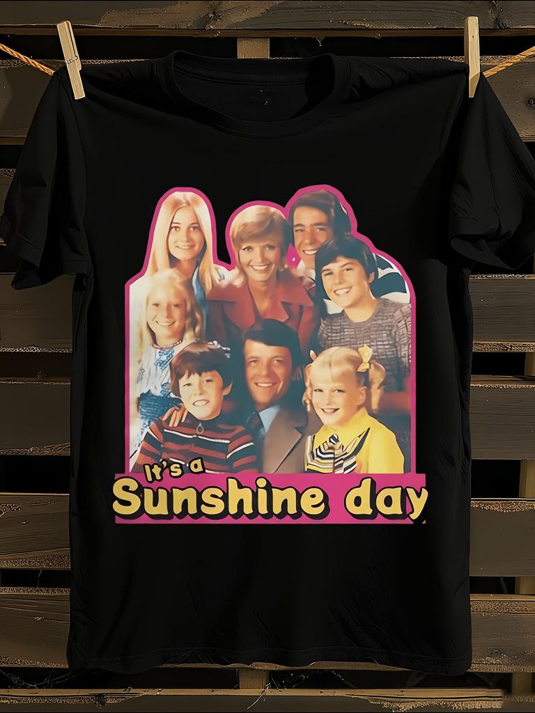 Vintage The Brady Bunch TV Show T-Shirt Mens Tshirt Womens Tshirts with Letters Print Short Sleeves T-Shirt Casual Street Tee Shirt Top