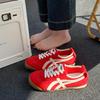 Красные немецкие тренировочные кроссовки женские весна 2025 новый супер огонь универсальные ретро спортивные повседневные полосатые на шнуровке кроссовки Форрест Гамп