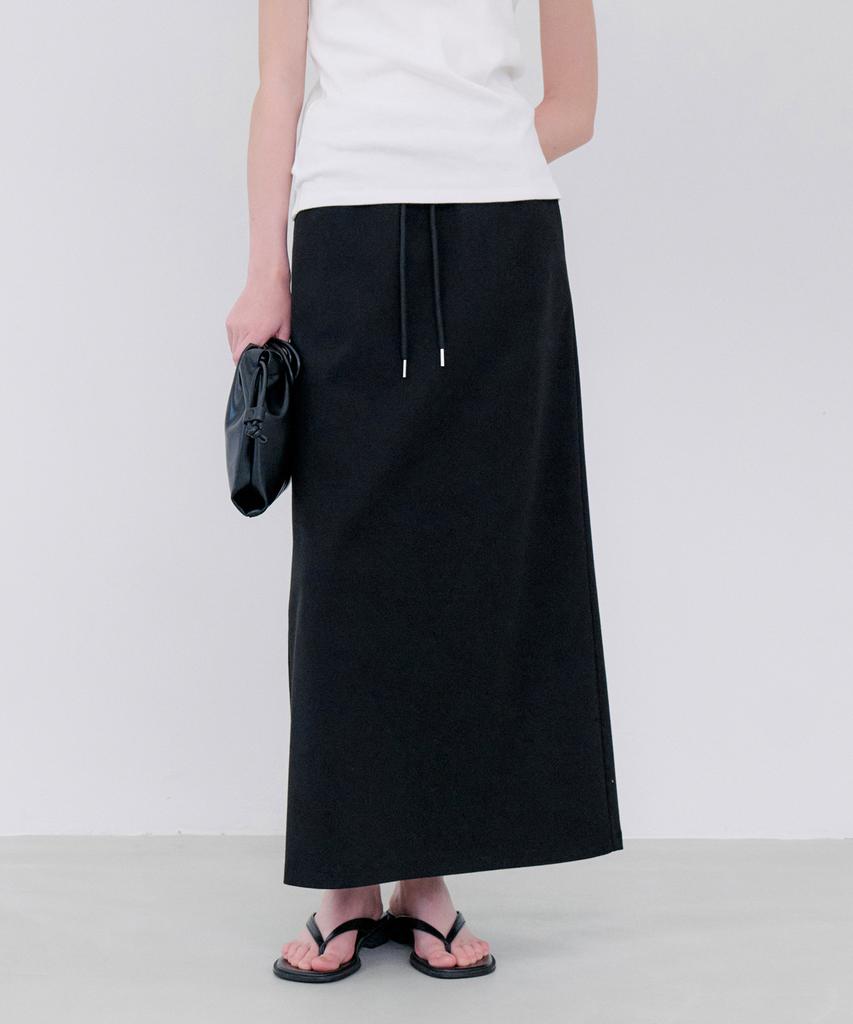 Notia Steady Skirt - Black