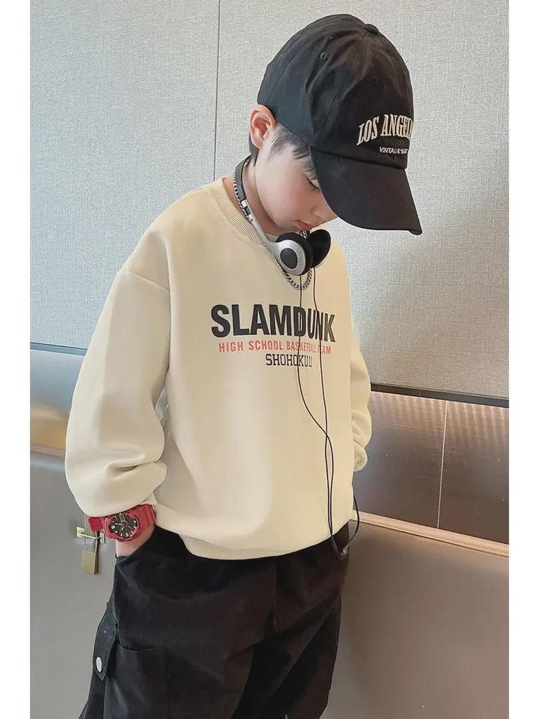 Стильная толстовка для мальчиков на осень 2023 года: Новые уличные топы для детей