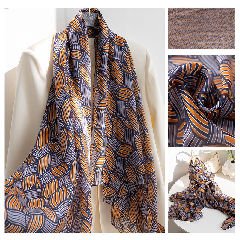 Длинные полосы шелкового шарфа  Высококлассный шарф из тутового шелка  Женский свежий маленький цветочный тонкий стиль  Атмосфера  Большая шаль