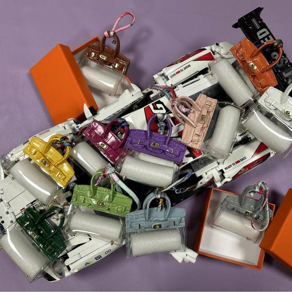 Exquisite Mini Platinum Bag Pendant for Car Keys & Earphones - Perfect for Internet Celebrity Style