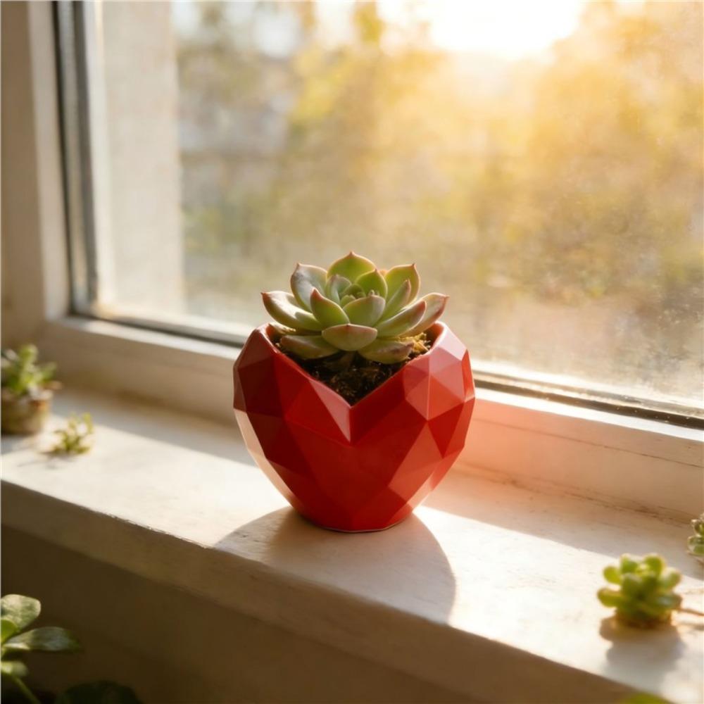 Small Capacity Love Flower Pot Gardening Supplies Plant Container Indoor Decor